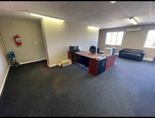 374M² WAREHOUSE TO LET IN KYA SANDS